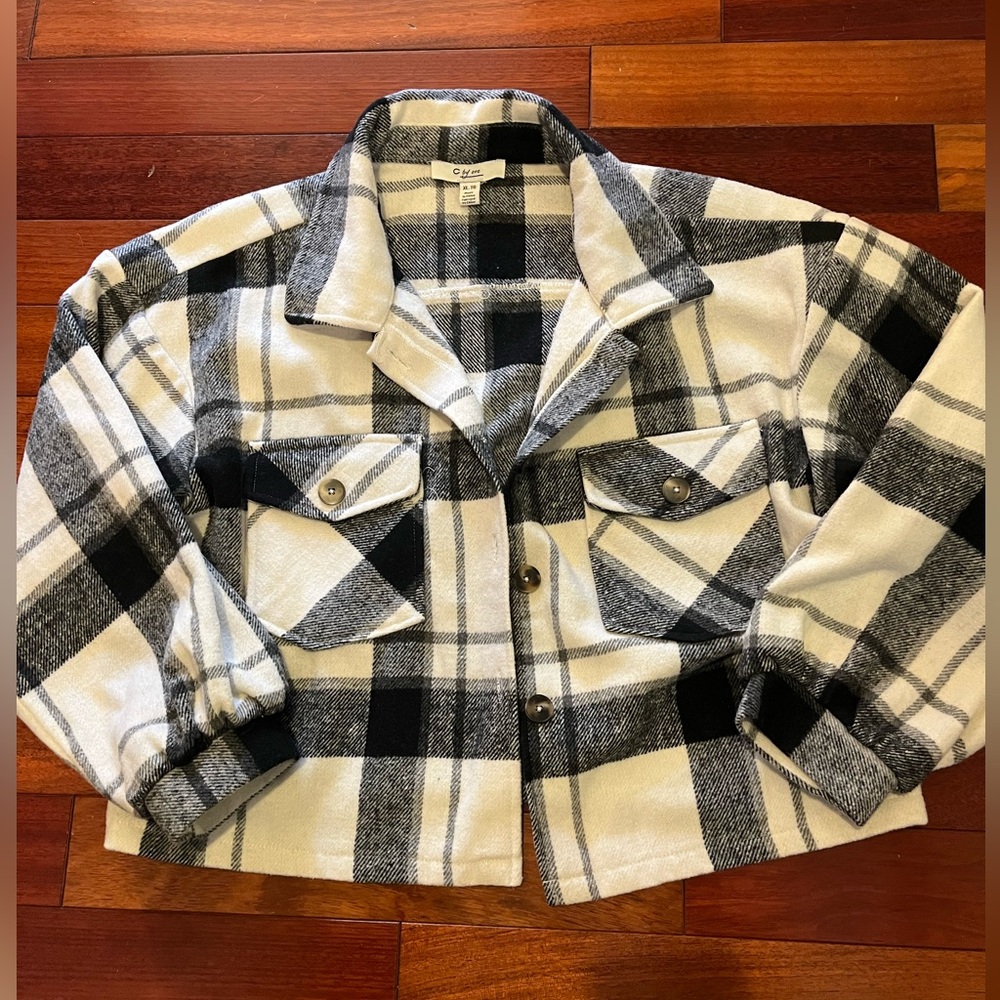 Black and White Cropped Plaid Cropped Jacket